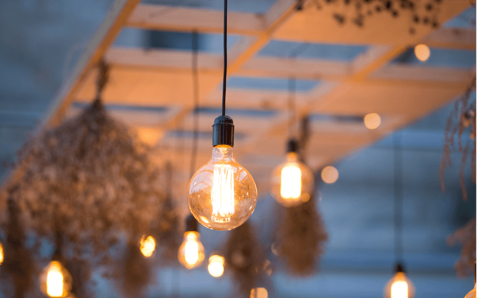 hanging lighting bulbs