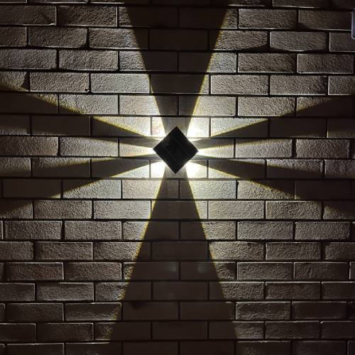 Tiffany Solar Wall Light